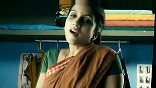 malayalam parasparam serial actress meenakshi