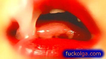 foxy di cum in mouth
