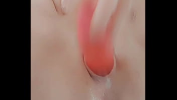 chubby anal close up solo
