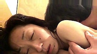 18 years old japan cute girl does porn virgine