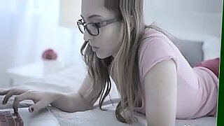 little girl wants cum in her mouth