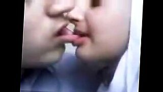 indian college girls kissing boobs by boy friends videos