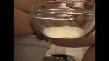 leaking sperm pusy