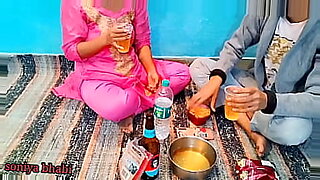 18 year girl first time seel pack video khooni