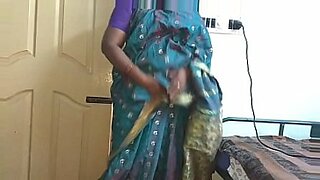 sari wali bhabhi ki desi chudai indian