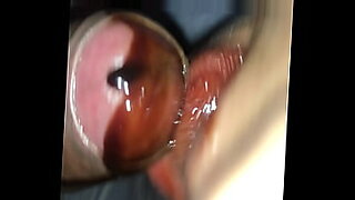 take up stethoscope