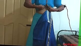 wet sex in the shower wlth a bad mommy and a big cock