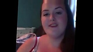 share with my mom bed and i fuck