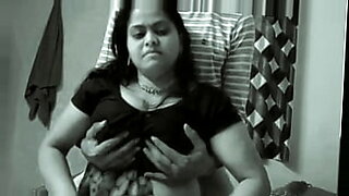 geile tiener rosalyn sphinx geniet van stieffamilie taboo seks volledige film