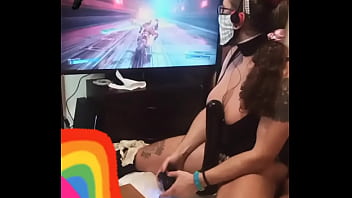 greek girl fucks girlfriend playing video game