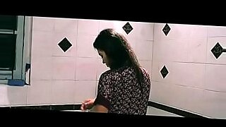 تسجيل غرفه النوم الاخ مع اخته
