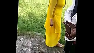 indian aunties down blouse nipples