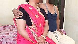 mom dad doggy style mein chodam chadi