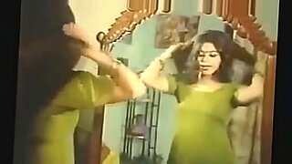 bangla hot song urmila