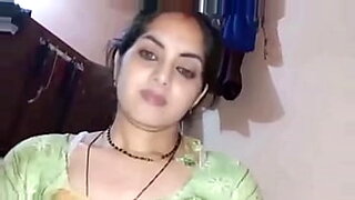 sakhti se boy of girls