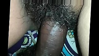 ・束a beautiful mature blonde with big breasts long hair and a juicy body is tired of living with her husband who began to catch sluggish with age the bitch wants to have sex every day and feel a big dick in herself but her husband cant give it to her and s