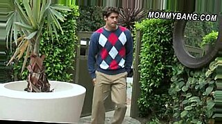 3d hottie takes horse cock from behind