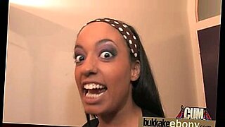 sasur with bahu father in law fucked by daughter in law alone in the room for oil massage