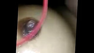 sexye wifes fuck black cock in bad room husband go office