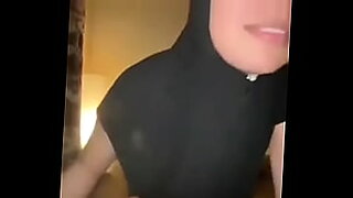 mahasiswi hijab open bo