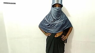 隱ｰ螟夐●a mature blonde with silicone tits looks after herself and actively goes in for sports the neighbor guy fucked her up to distract her from fitness classes and constantly throws his ball to her the milf told him that at that age it would be time for t