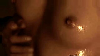 pussy eating two girls