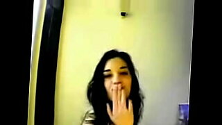 mom song xnxx