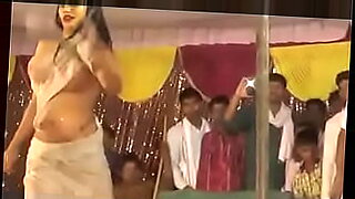 beautiful people being fucked for 6 minutes