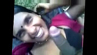 indian bhabi licked by her lover