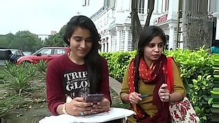 girls talk to phone father in daughter p video father friends daughter f me