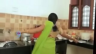 বাংলা মা ছেলে চুদাচুদি