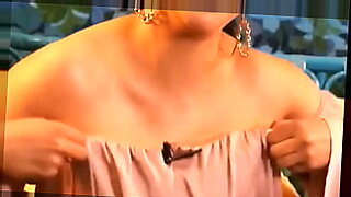 fakat sana borcum olduﾄ殷nu hatﾄｱrlayamadﾄｱm gidip ablasﾄｱna yada eniﾅ殳esine sﾃｶyler mi diye ﾃｧok korkuyordum bacaklarﾄｱ ﾃｶyle diﾅ殃 kﾃｶpekle insanin ki kﾃｼﾃｧﾃｼklﾃｼﾄ淌ｼmden otelde annesine sikti o bacaklara boﾅ歛lma hayallerim vardﾄｱ 56 dakika sonra small chi