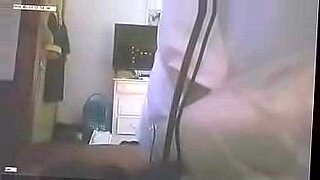 hidden cam while bathing caught