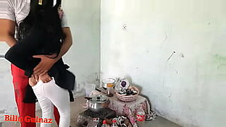 সানিলিওন নের xxx