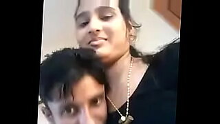 strip saree