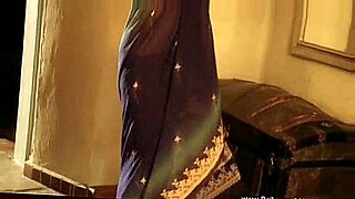 ladies ling bollywood