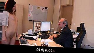 curvy and seductive indian secretary gets intimate with her employer