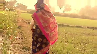 बीमार पति की दवा के लिए उसके दोस्त से चुदवाकर पैसा लिया indian bhabhi xxx