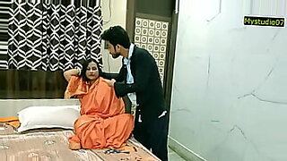 mom and son sex jabardasti in room xnxx download