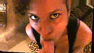18 big tits masturbate