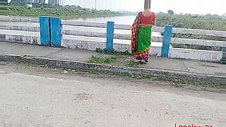 indian women sex with fatty man in saree